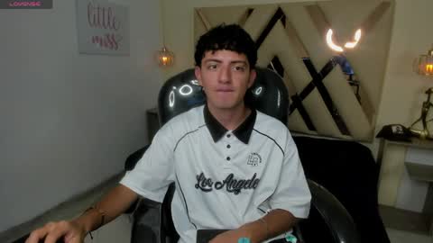 Snapshot of xebastwink chatting on April 2026 07:47:02 PM xebastwink online show from April 2026 07:47:02 PM