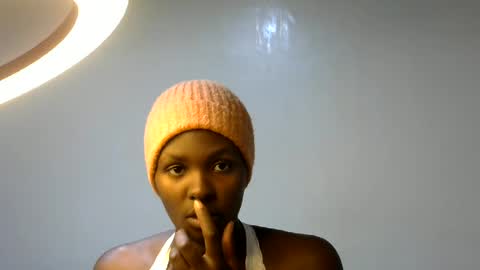 xeenah online show from July 2026 06:10:02 PM