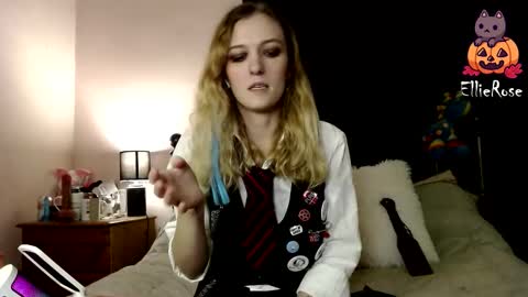 EllieeRose online show from October 2025 11:36:01 PM