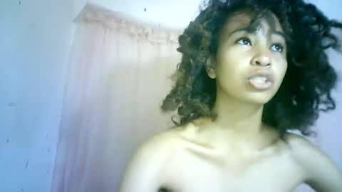 xenna610827 online show from January 2025 04:02:02 PM