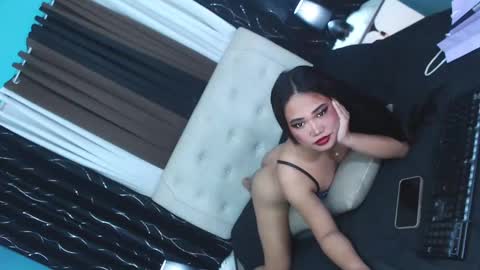 Snapshot of xhugesignificant69x chatting on December 2024 12:12:02 AM xhugesignificant69x online show from December 2024 12:12:02 AM