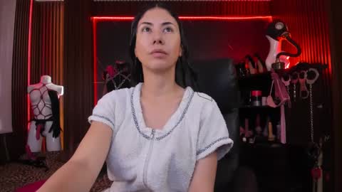 XiaQueen   I M online show from October 2025 12:04:02 PM