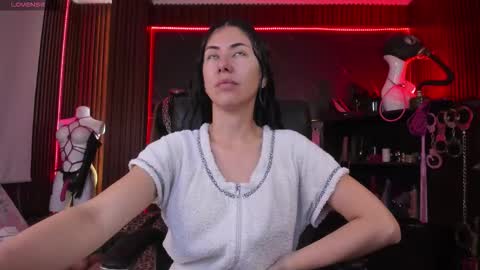 XiaQueen   I M online show from November 2025 11:35:01 AM