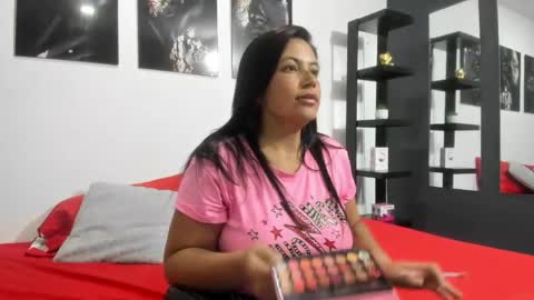 Snapshot of ximena_rossi chatting on May 2026 01:05:01 PM Ximena Rossi online show from May 2026 01:05:01 PM