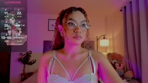 Snapshot of ximena_sotto1 chatting on July 2026 08:37:01 PM camila online show from July 2026 08:37:01 PM