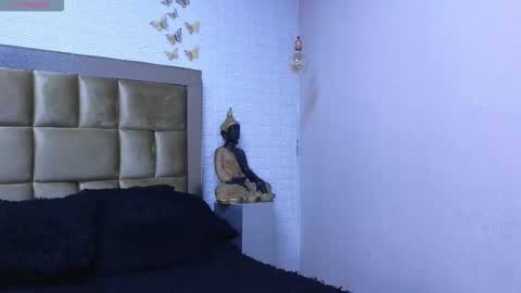 ximena online show from November 2025 09:25:02 PM