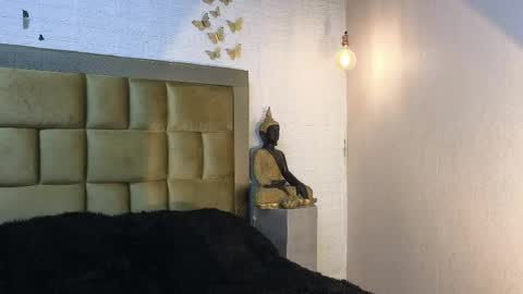 ximena online show from April 2026 07:44:01 PM