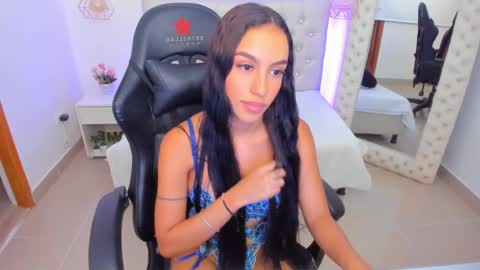 Snapshot of xiomara_cortes chatting on February 2025 07:10:02 PM xiomara_cortes online show from February 2025 07:10:02 PM