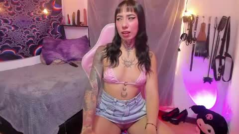 xizette online show from July 2026 03:15:01 PM
