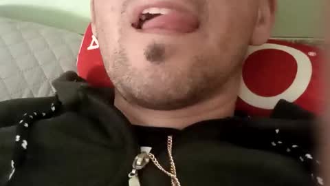 xleonardox88 online show from April 2026 01:37:02 AM