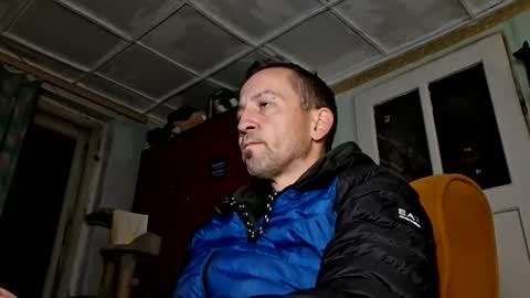 xleonardox88 online show from April 2026 02:44:01 AM