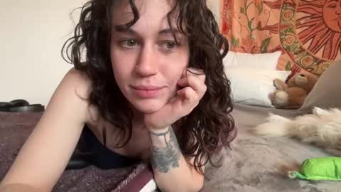 Mia online show from February 2025 08:51:02 PM