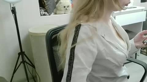 xMilagrosxs online show from April 2026 09:40:01 AM