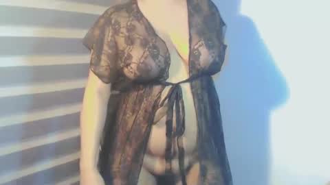 Snapshot of xo__kitty chatting on February 2025 09:51:02 AM kitty online show from February 2025 09:51:02 AM