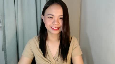 Snapshot of xo_worth_it chatting on February 2026 12:25:01 AM nathalie online show from February 2026 12:25:01 AM