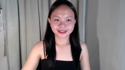 Snapshot of xo_worth_it chatting on March 2026 03:45:02 AM nathalie online show from March 2026 03:45:02 AM