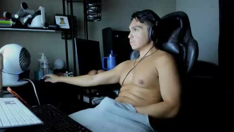 xoalejandroxo6 online show from April 2026 05:57:01 AM
