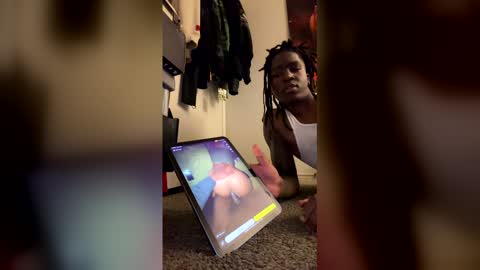 Snapshot of xoxoafterdark chatting on January 2026 05:22:01 AM xoxoafterdark online show from January 2026 05:22:01 AM