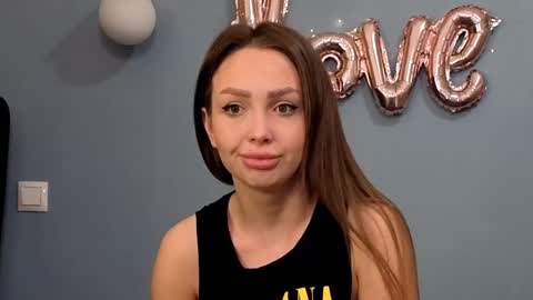 Snapshot of xsexycouples chatting on February 2025 11:05:01 PM AnnaMaee online show from February 2025 11:05:01 PM