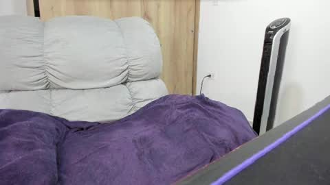 Hellen Sofia instagram hellen5546 online show from April 2026 01:42:02 PM