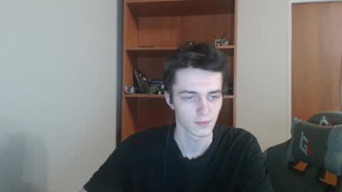 traqqq online show from October 2025 08:03:02 PM