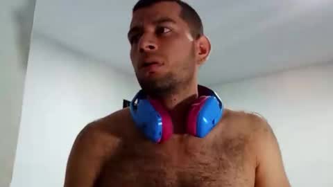 xuyeeg online show from February 2025 09:38:02 PM