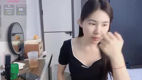 xuyihan online show from February 2026 06:39:02 AM