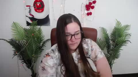 Snapshot of xx_daniella_xx chatting on May 2026 06:44:01 AM xx daniella xx online show from May 2026 06:44:01 AM