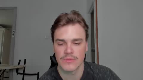 Snapshot of xx_raul_xx_ chatting on March 2026 04:56:02 AM raul online show from March 2026 04:56:02 AM