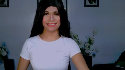 Snapshot of xxfiona chatting on April 2026 08:07:02 AM Fiona online show from April 2026 08:07:02 AM