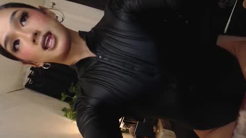 Snapshot of xxgoddessofsatisfactionxx chatting on October 2025 06:28:02 PM Sophie online show from October 2025 06:28:02 PM