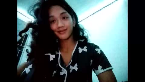 Snapshot of xxgoddessofsatisfactionxx chatting on November 2025 07:12:01 PM Sophie online show from November 2025 07:12:01 PM