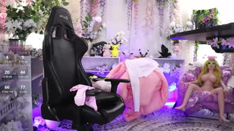 Haylee Marie  online show from March 2026 12:13:02 AM