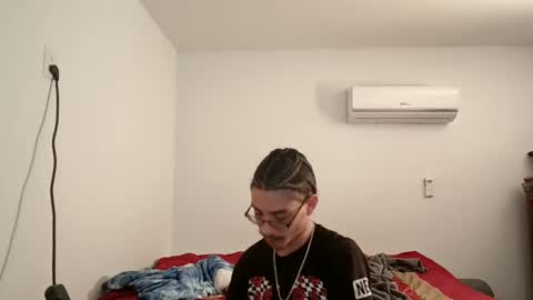 Snapshot of xxjasoneecxx chatting on January 2025 10:23:02 AM XxJasoneecxX online show from January 2025 10:23:02 AM