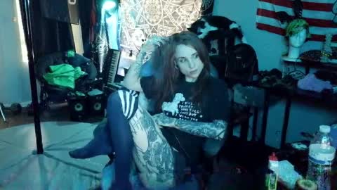 Snapshot of xxlilithmoonxx chatting on May 2026 12:41:01 AM Lilith online show from May 2026 12:41:01 AM