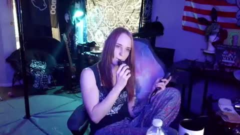 Snapshot of xxlilithmoonxx chatting on June 2026 01:14:01 AM Lilith online show from June 2026 01:14:01 AM