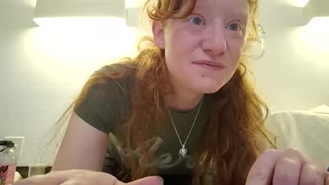 Snapshot of xxmariebliss chatting on April 2026 02:17:02 PM xxmariebliss online show from April 2026 02:17:02 PM