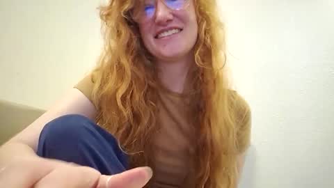 Snapshot of xxmariebliss chatting on April 2026 02:00:02 PM xxmariebliss online show from April 2026 02:00:02 PM