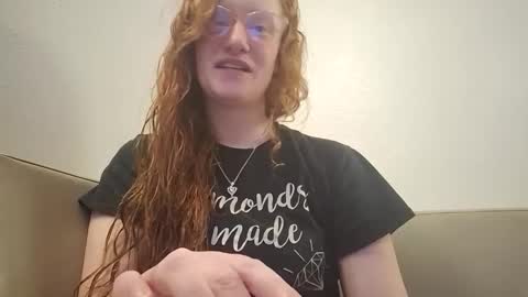 Snapshot of xxmariebliss chatting on May 2026 01:38:01 PM xxmariebliss online show from May 2026 01:38:01 PM