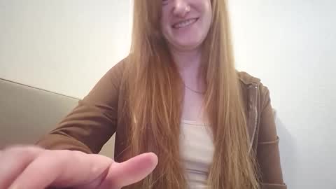 Snapshot of xxmariebliss chatting on May 2026 02:01:02 PM xxmariebliss online show from May 2026 02:01:02 PM