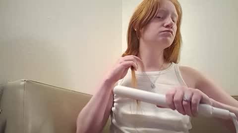 Snapshot of xxmariebliss chatting on May 2026 12:58:01 PM xxmariebliss online show from May 2026 12:58:01 PM