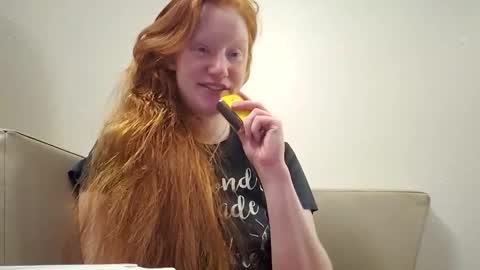 Snapshot of xxmariebliss chatting on May 2026 11:51:02 AM xxmariebliss online show from May 2026 11:51:02 AM