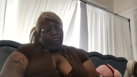 Snapshot of xxmoniquestarrxx chatting on May 2026 02:01:02 PM Thee Baddest BBW online show from May 2026 02:01:02 PM