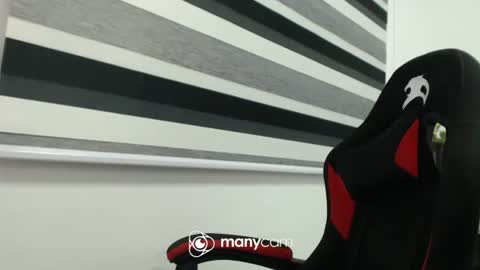 Snapshot of xxmonsterbigcockxx chatting on March 2025 02:21:02 PM Kaycee online show from March 2025 02:21:02 PM