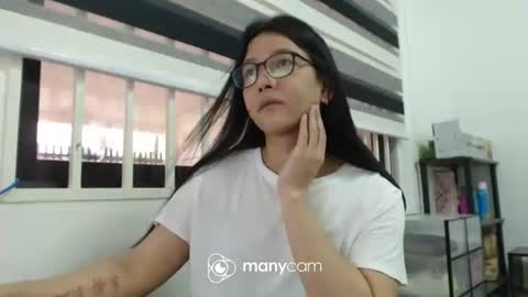 Snapshot of xxmonsterbigcockxx chatting on October 2025 01:56:01 AM Kaycee online show from October 2025 01:56:01 AM