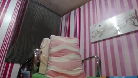 Snapshot of xxrowenatastycockforyouxx chatting on February 2025 02:53:01 AM xxrowenatastycockforyouxx online show from February 2025 02:53:01 AM