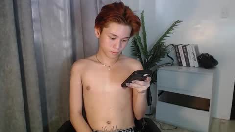Snapshot of xxsebastian18 chatting on January 2025 01:39:01 AM seb online show from January 2025 01:39:01 AM