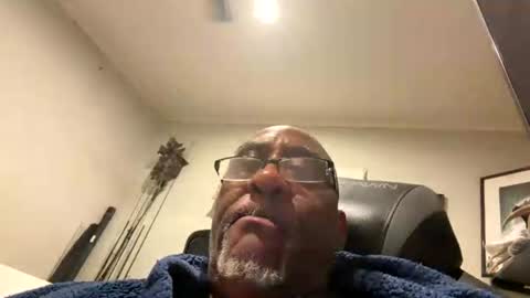 Snapshot of xxstqrhrzhtt chatting on August 2026 11:41:02 AM xxstqrhrzhtt online show from August 2026 11:41:02 AM
