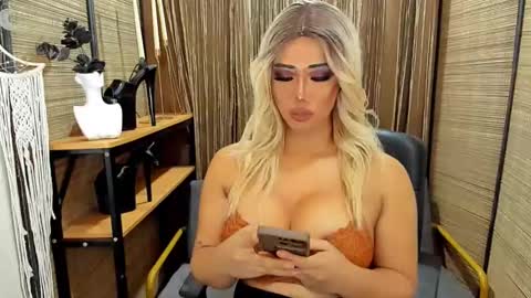 xxtastefullayeshaxx online show from January 2025 11:43:01 AM