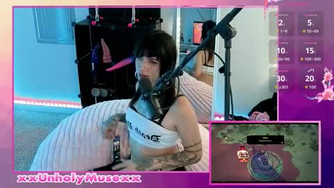 Muse n Poppy online show from November 2025 07:46:02 PM